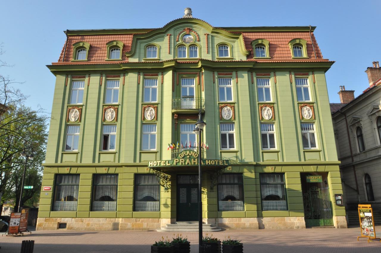 Grand Hotel Praha Jicin Exterior photo